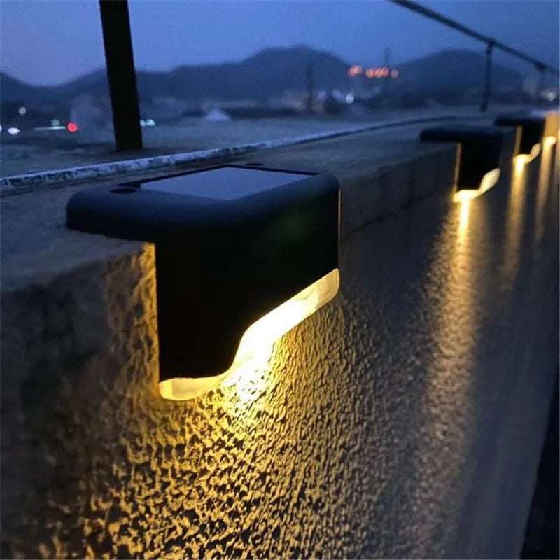 LED SOLAR GARDEN LIGHT